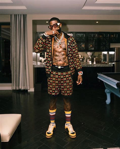 full gucci outfit